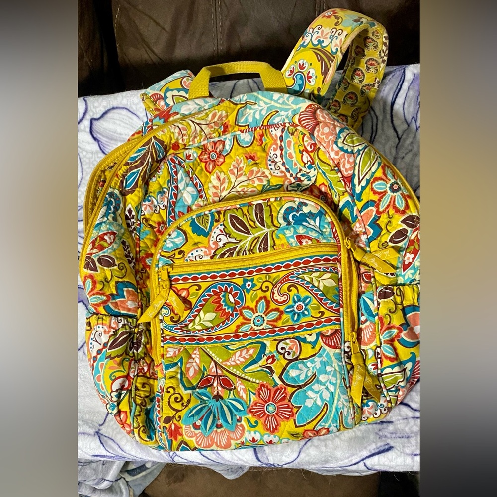 Vera Bradley  Floral Backpack Used Excellent Condition